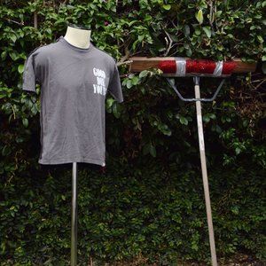 Art T-Shirt 3596730 Hold On